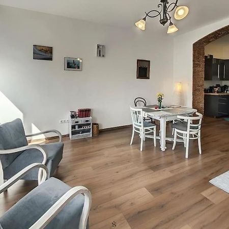 Bright Sunny Apt At Keleti Station,Near Citycenter บูดาเปสต์ ภายนอก รูปภาพ